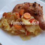 Куриные окорочка в духовке с овощами и картофелем